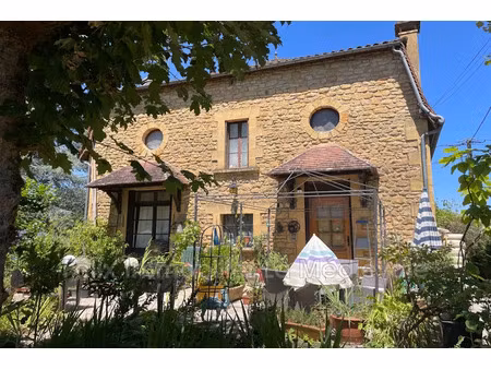 vente maison 8 pièces 165 m² à sarlat-la-caneda (24200)  358 000 €