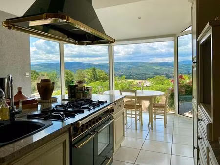 bien d'exception à vendre à charnay-les-mâcon