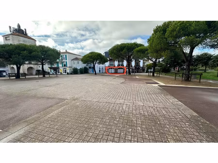 achat local commercial 60m² talmont st hilaire 85440