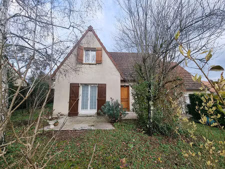 a vendre  nevers  maison traditionnelle secteur hopital