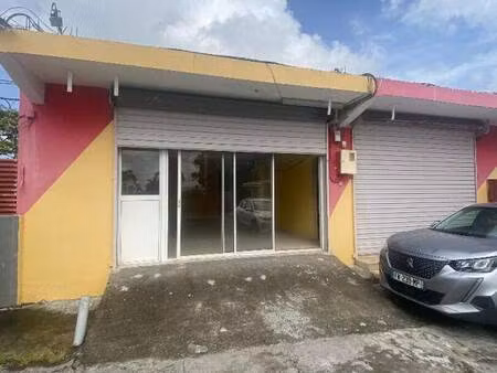 local commercial à louer