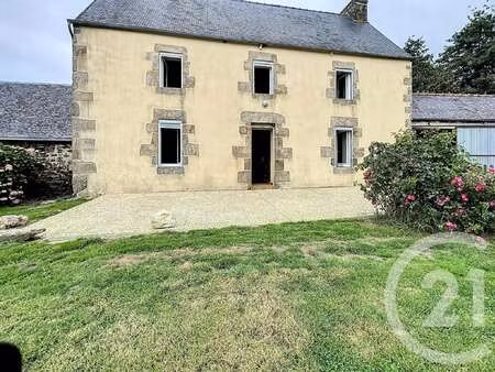 vente maison à gurunhuel (22390) : à vendre / 98m² gurunhuel