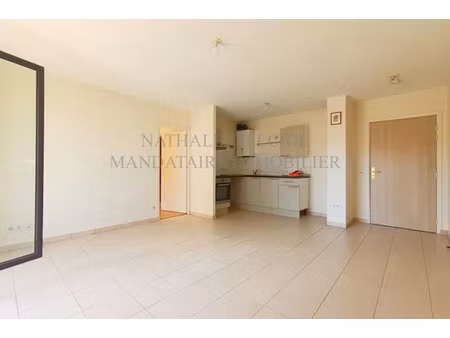 vente appartement 2 pièces 41 m² à neuilly-plaisance (93360)  206 000 €
