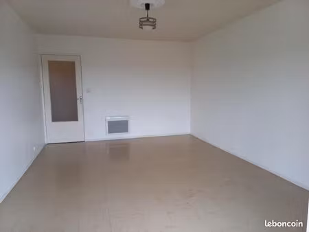 appartement 3 pièces 64 m²