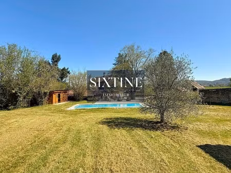 maison de luxe à vendre à chozeau