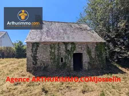 exclusivité maison a rénover avec garage et four a pain  terrain 830m2