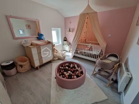 maison de 95 m² à les mees