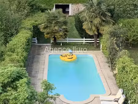 oloron proximite centre - belle maison de maitre avec piscine - baisse de prix -