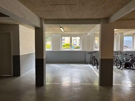 parking à louer à jette