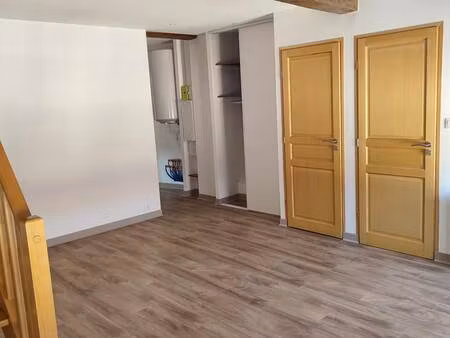 maison à plusieurs étages à louer - logement étudiant