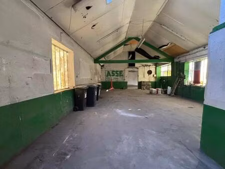 local commercial à louer