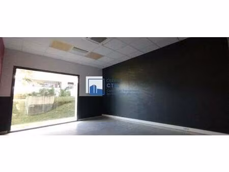 local commercial à louer