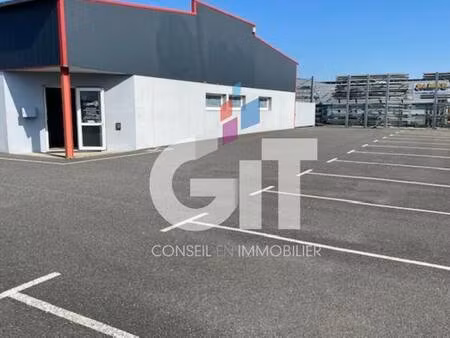 local d'activités à louer