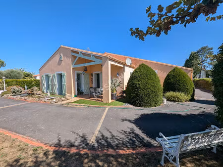 maison 6 pièces - cugand