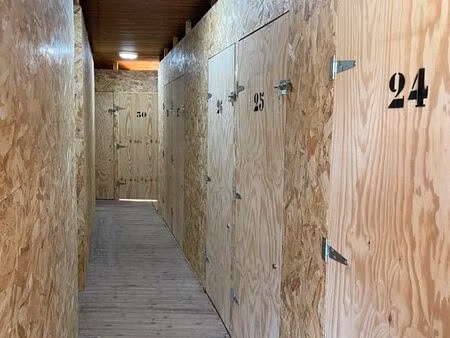 box de rangement a louer