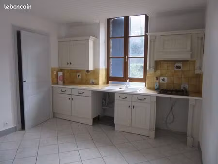 loue appartement sur robiac rochessadoule