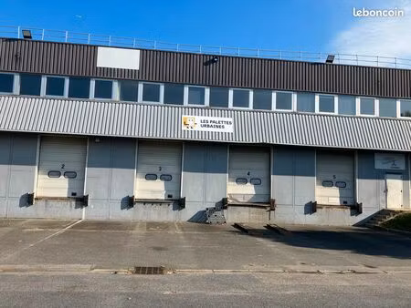 espace de stockage (154m²)