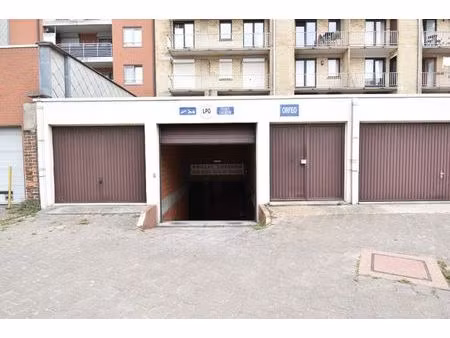 dubbele staanplaats te koop