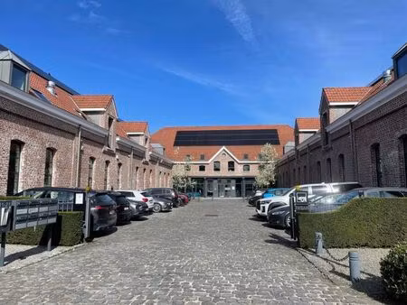 auderghem - bureau de 24m² les ecuries de la chasse royale