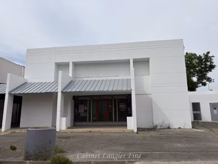 local au 96 bd de l'europe vitrolles