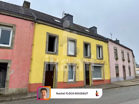 grand garage de 100 m2 et maison à roudouallec