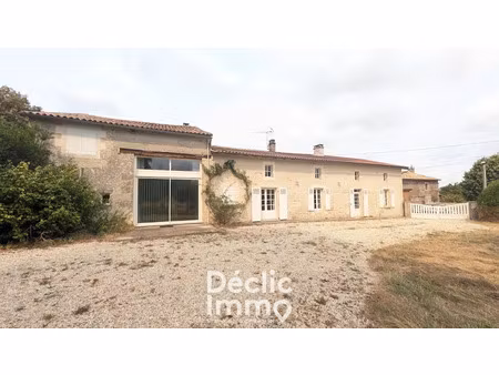 vente maison 6 pièces 200 m² à theil-rabier (16240)  174 900 €