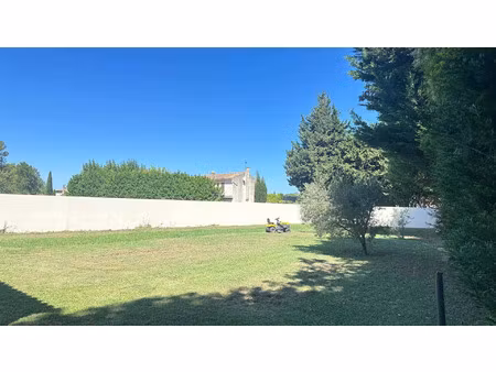vente terrain 423 m² salon-de-provence (13300)