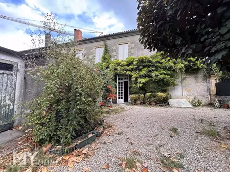 vente maison 7 pièces 280.87 m² à sainte-foy-la-grande (33220)  180 000 €