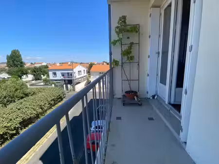 vente appartement rochefort 17300 - - surface privée