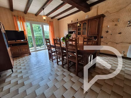 vente maison 4 pièces 75 m² petit-noir (39120)