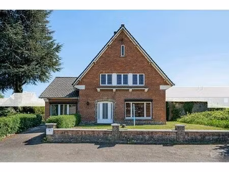 villa à vendre à boulevard des fortifications 5 philippeville (vbd11229)