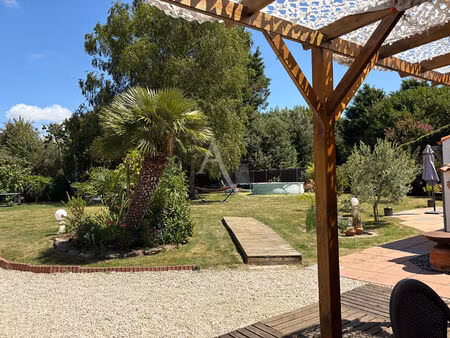 vente maison 6 pièces  146.00m²  le girouard