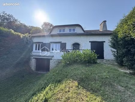 maison 9 pièces 156 m²