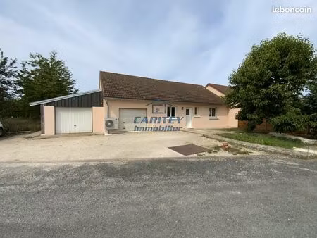 maison 6 pièces 105 m²