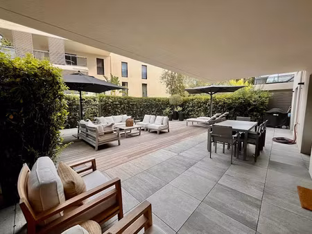 vente appartement 3 pièces 75 m² à saint-tropez (83990)  2 350 000 €