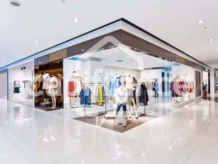 local commercial à vendre