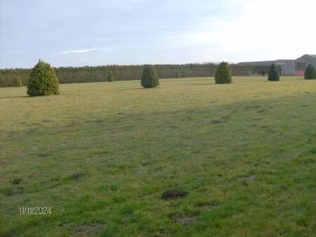 terrain constructible viabilisé à vendre