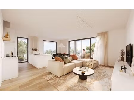 rustig gelijkvloers 2-slpk met ruim terras