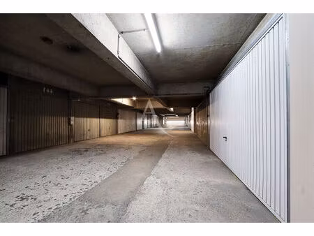 parking / box aubervilliers