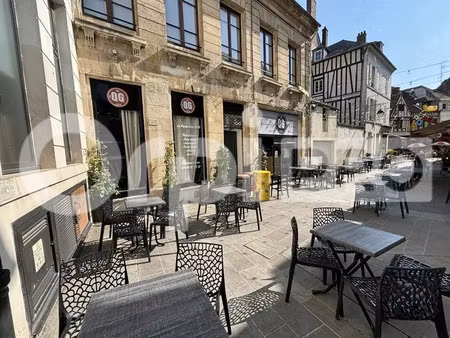 local commercial a louer