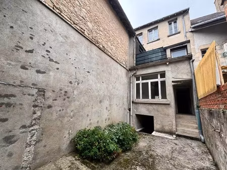 vente maison 7 pièces 184 m² à aigurande (36140)  52 000 €