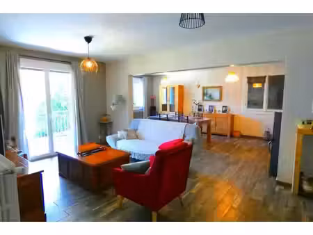 vente maison 6 pièces 185 m² vic-sur-cère (15800)