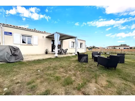 vente maison 4 pièces 90 m² à sainte-radégonde-des-noyers (85450)  221 500 €