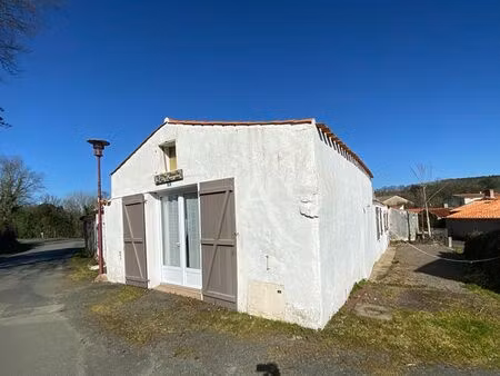 vente maison 4 pièces  99.00m²  saint