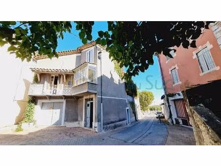 cœur du village de lézan  authentique maison pleine de charme