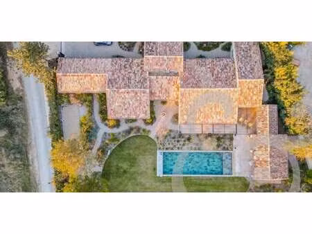 propriété avec piscine maussane-les-alpilles (13)