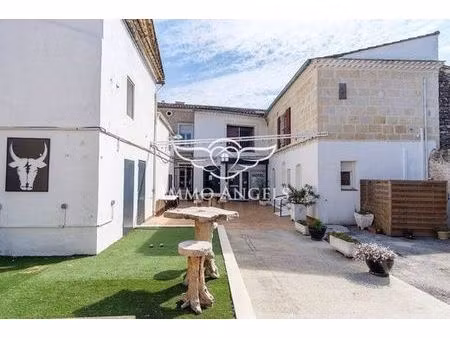 prestigieux immeuble de rapport en vente à uchaud  occitanie