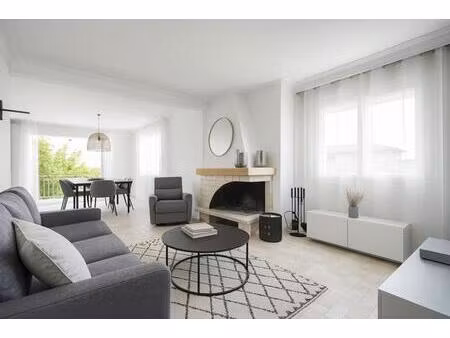 vente maison 5 pièces 217 m² saint-geniès-bellevue (31180)