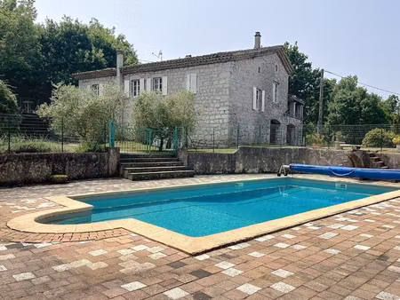 maison en pierre - élégance et authenticité 500 000 euros