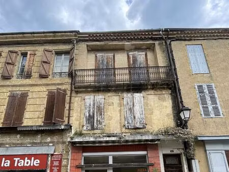 immeuble avec studio et ancienne pizzeria à masseube